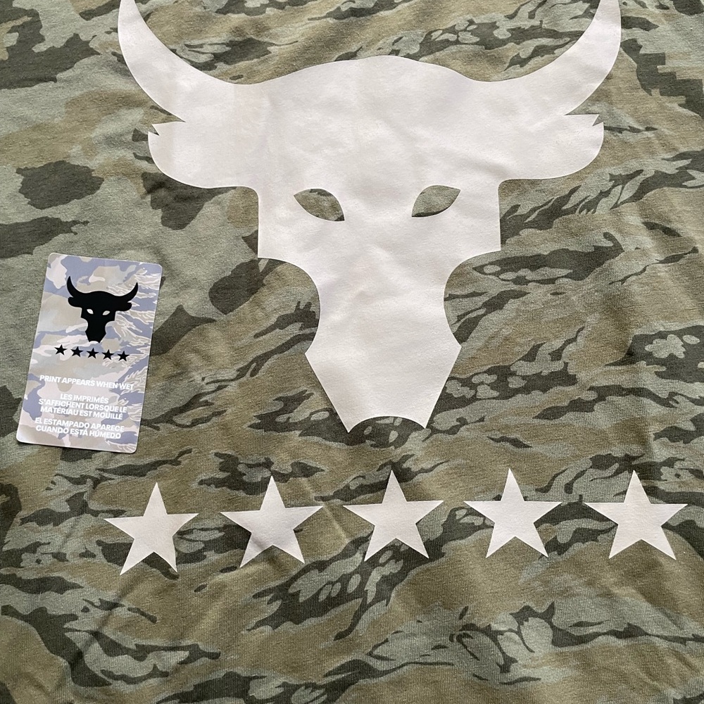 Men's Project Rock Veterans Day Show Camo T-Shirt - Picture 3 of 10